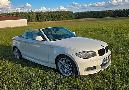 BMW 120i Cabrio Automatik - M-Packet