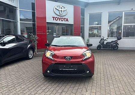Toyota Aygo (X) Teamplayer