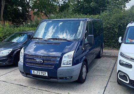 Ford Transit / Tourneo