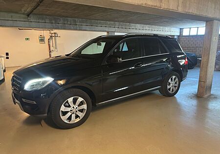 Mercedes-Benz ML 350 BlueTEC 4MATIC -