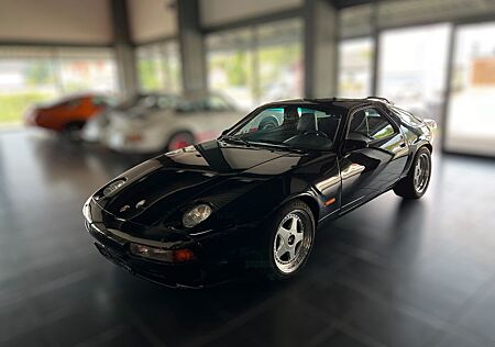 Porsche 928 S