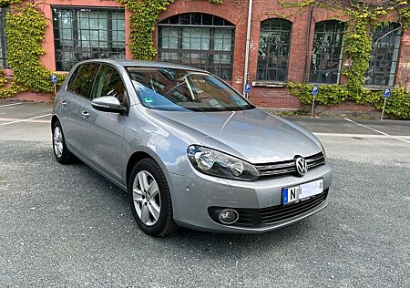VW Golf Volkswagen 1.4 TSI 90 kW Team HU 07/2027