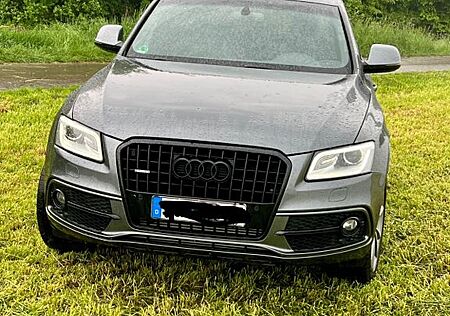 Audi Q5 3.0 TDI S tronic quattro -