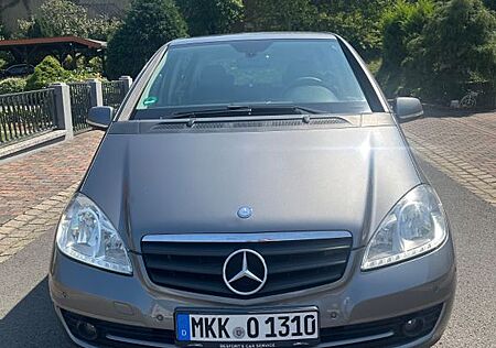 Mercedes-Benz A 160 AVANTGARDE BlueEFFICIENCY AVANTGARDE