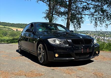 BMW 320si -