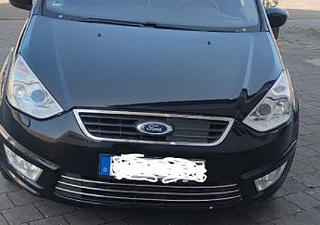 Ford Galaxy 2,2 TDCi 147kW DPF Titanium Autom. Ti...