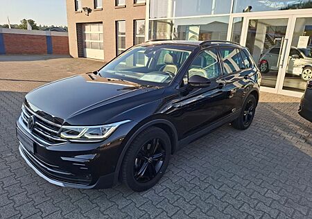 VW Tiguan Volkswagen Urban Sport 2.0 TDI 110 kW (150PS) 6-Gang