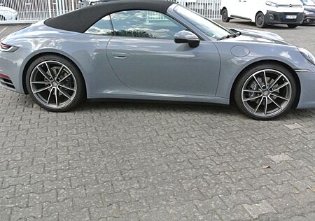 Porsche 992 cabrio,bose,21",shz,abgas,vollleder,kamera