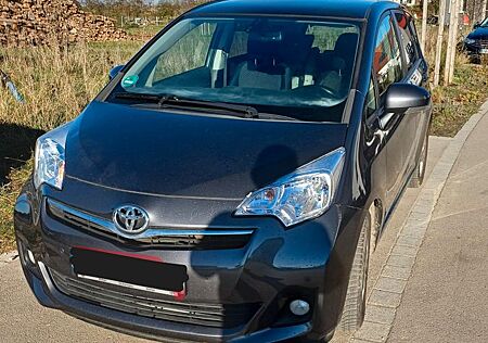 Toyota Verso-S 1,33-l-Dual-VVT Club Club