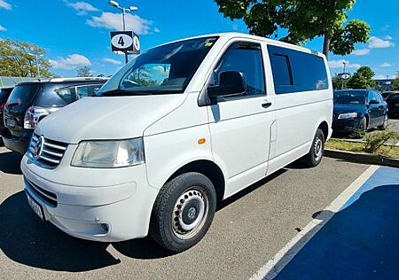 VW T5 Caravelle Volkswagen T5 Camper