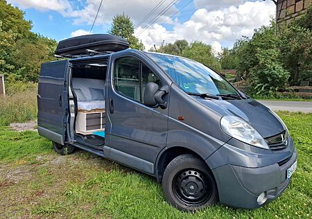 Opel Vivaro Camper (Klima,Tempomat,AHK,Einparkhilfe)
