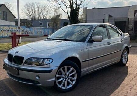 BMW 316i - E46- XENON-VOLLEDER-TEMPOMAT-SITZHEIZUNG