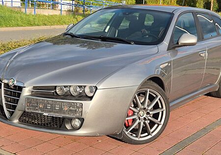 Alfa Romeo 159 gebraucht kaufen Alfa Romeo 159 2.0 JTDm 16V 125 kW SPORTWAGEN TÜV bis 09/26