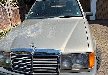 Mercedes-Benz 200