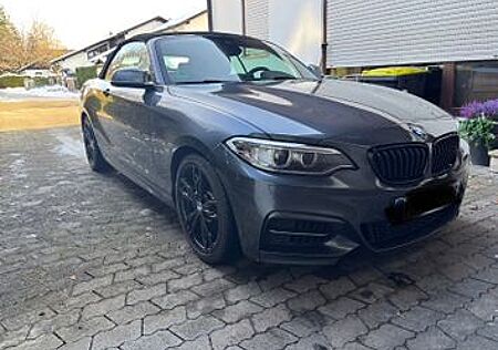 BMW M235i xDrive Steptronic Cabrio -