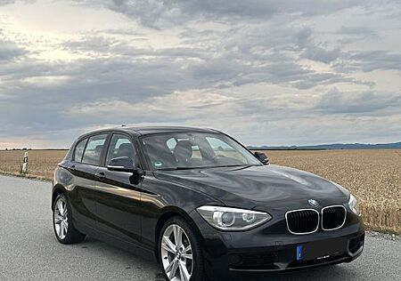 BMW 120d - TÜV neu / 18" Sommerräder