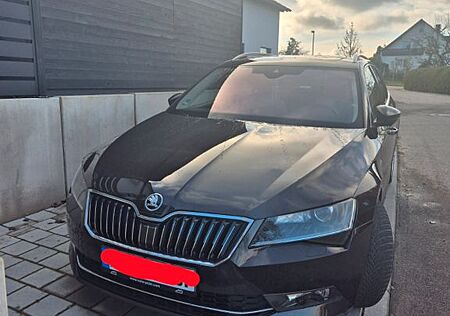 Skoda Superb 2.0 TDI SCR 140kW DSG 4x4 L&K Combi L&K
