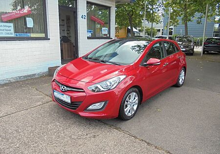 Hyundai i30 Style"NAVI-110TKM-PDC"