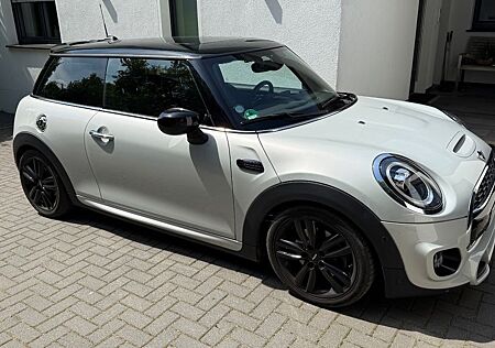 Mini Cooper S JCW Trim Steptronic