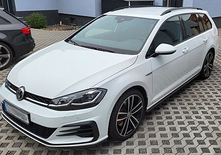 VW Golf Volkswagen 2.0 TDI 135kW SCR DSG GTD Variant GTD