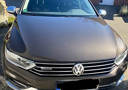 VW Passat Alltrack Volkswagen 2.0 TDI SCR 140kW DSG 4MOT A...
