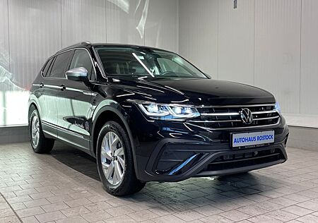 VW Tiguan Allspace Volkswagen Life 2.0 TDI DSG 7-SITZER LED
