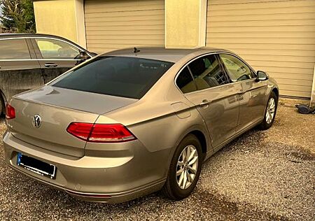 VW Passat Volkswagen 2.0 TDI Comfortline Comfortline