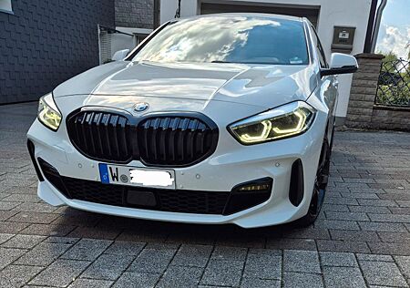 BMW 118i M Sport M Sport,Shadow Line ,Top Zustand