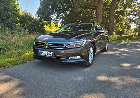 VW Passat Variant Volkswagen 2.0 TDI SCR DSG Comfortline V...