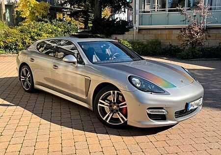 Porsche Panamera Turbo, Kundendienst u. TÜV neu, V8