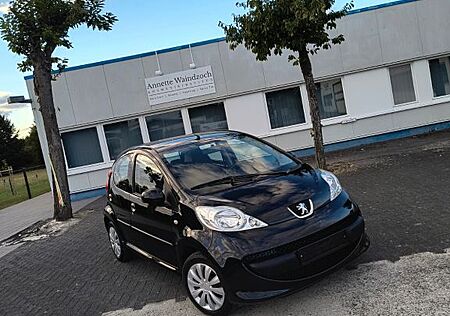 Peugeot 107 Filou 1.0 ( 68 PS ) 5 Türig + Klima