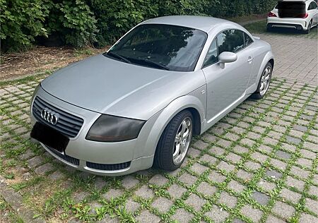 Audi TT Coupe 1.8T - Allrad