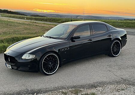 Maserati Quattroporte 4.2 V8 GTS Auspuff*22 Zoll*Facelift