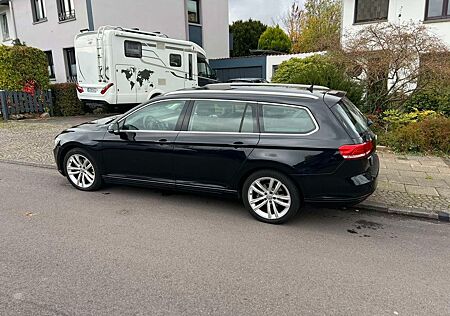 VW Passat Variant gebraucht kaufen VW Passat Variant Volkswagen 2.0 TDI SCR DSG Business Business