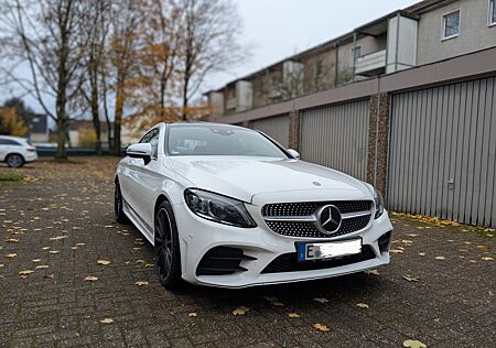 Mercedes-Benz C 200 Coupé AMG Line | 9G-Tronic | Panorama