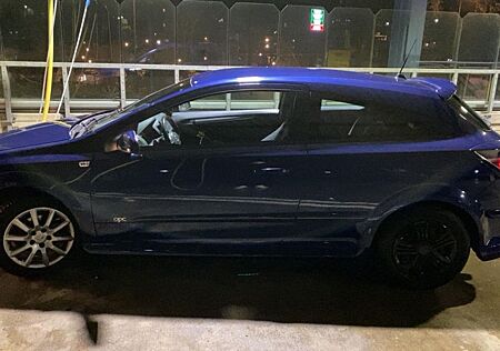 Opel Astra H GTC (OPC)