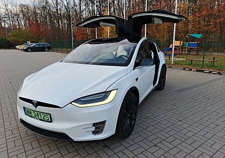 Tesla Model X P90D 4x4
