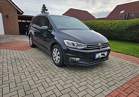 VW Touran Volkswagen 2.0 TDI SCR DSG Highline Highline