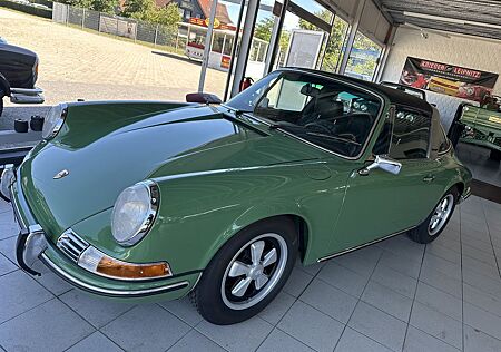 Porsche 911 Urmodell 911 T Targa 2.4 Ölklappe UNIKAT Note1 +++