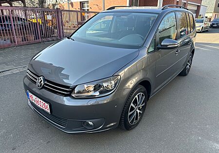 VW Touran Volkswagen TouranComfortline/EU5/AUTOMATI/7STZE/HU+AU /NAVI