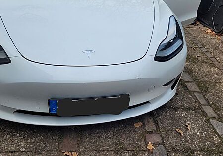 Tesla Model 3 Performance - Allradantrieb mit Dual...