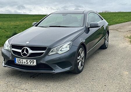 Mercedes-Benz E 220 d -