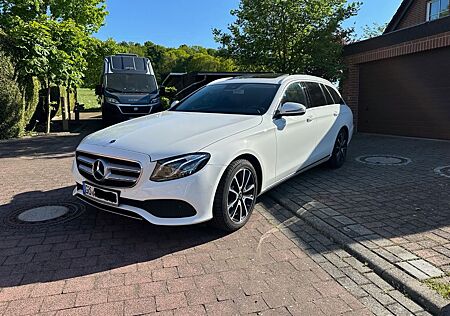 Mercedes-Benz E 200 T 4MATIC - Multibeam SHD AHK Avantgarde
