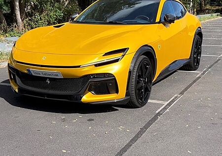 Ferrari Purosangue V12 DCT 4WD -