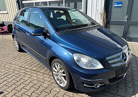 Mercedes-Benz B 150 B -Klasse *Navi*PDC*SHZ*