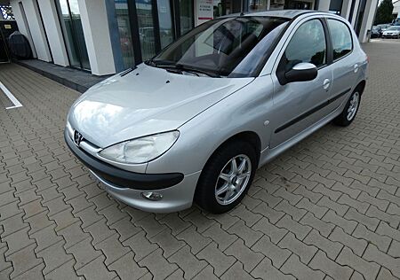 Peugeot 206 Grand Filou Klima 5 Türen Lim .Alu Silber M.