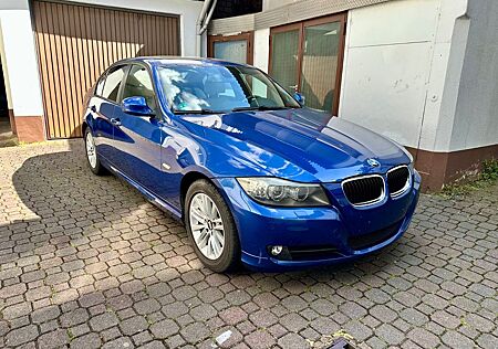 BMW 320d -