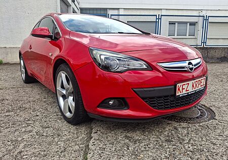Opel Astra J GTC Turbo Innovation