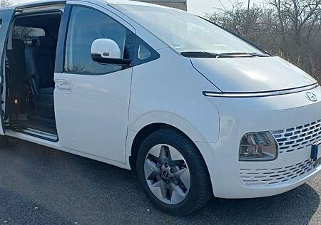 Hyundai Staria 2.2 CRDi Prime