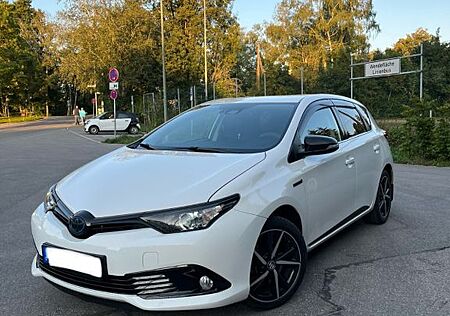 Toyota Auris Hybrid *Navi*Sitzhzg.*Tempomat*Alcantara